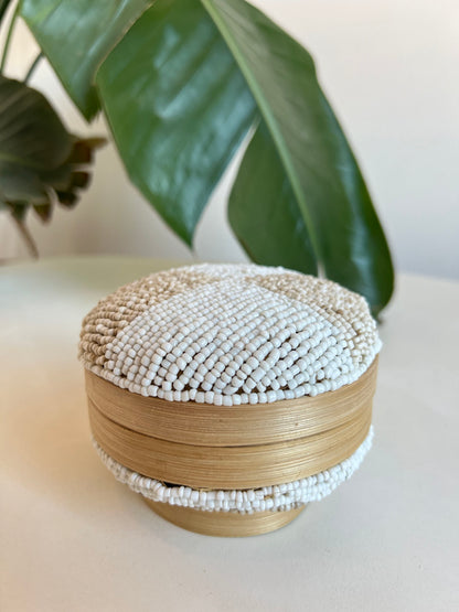 Bamboe doosje met kraaltjes - Rond - Beige/Wit