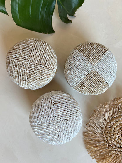 Bamboe doosje met kraaltjes - Rond - Beige/Wit