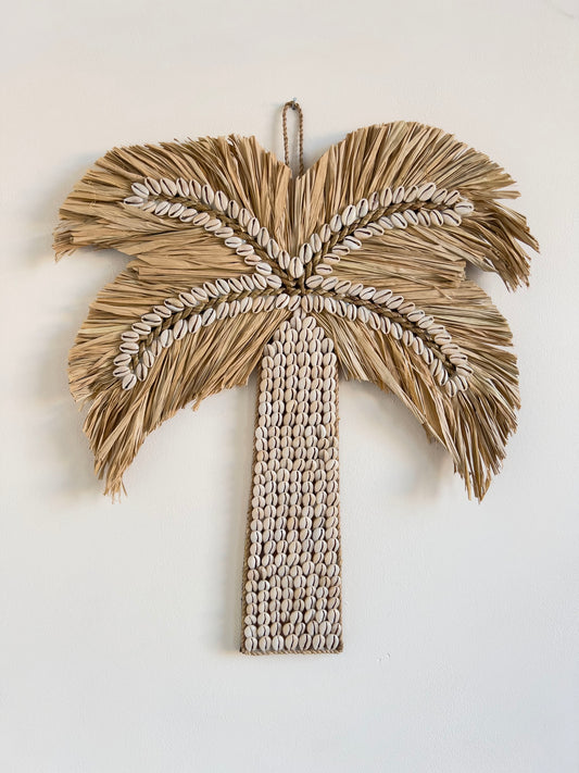 Palm raffia met Kaurischelpen